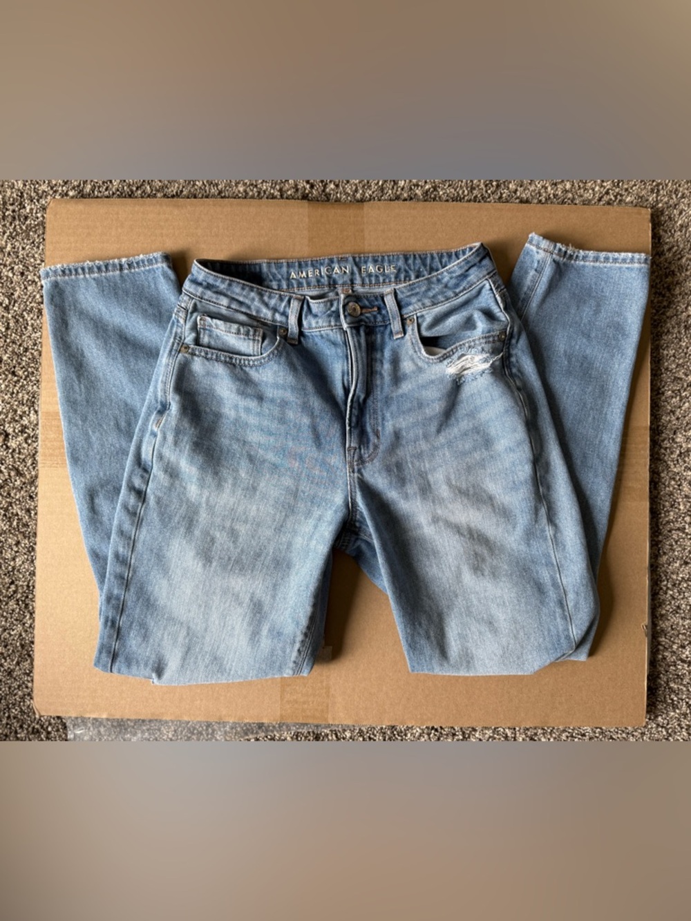 American Eagle Mom Jeans